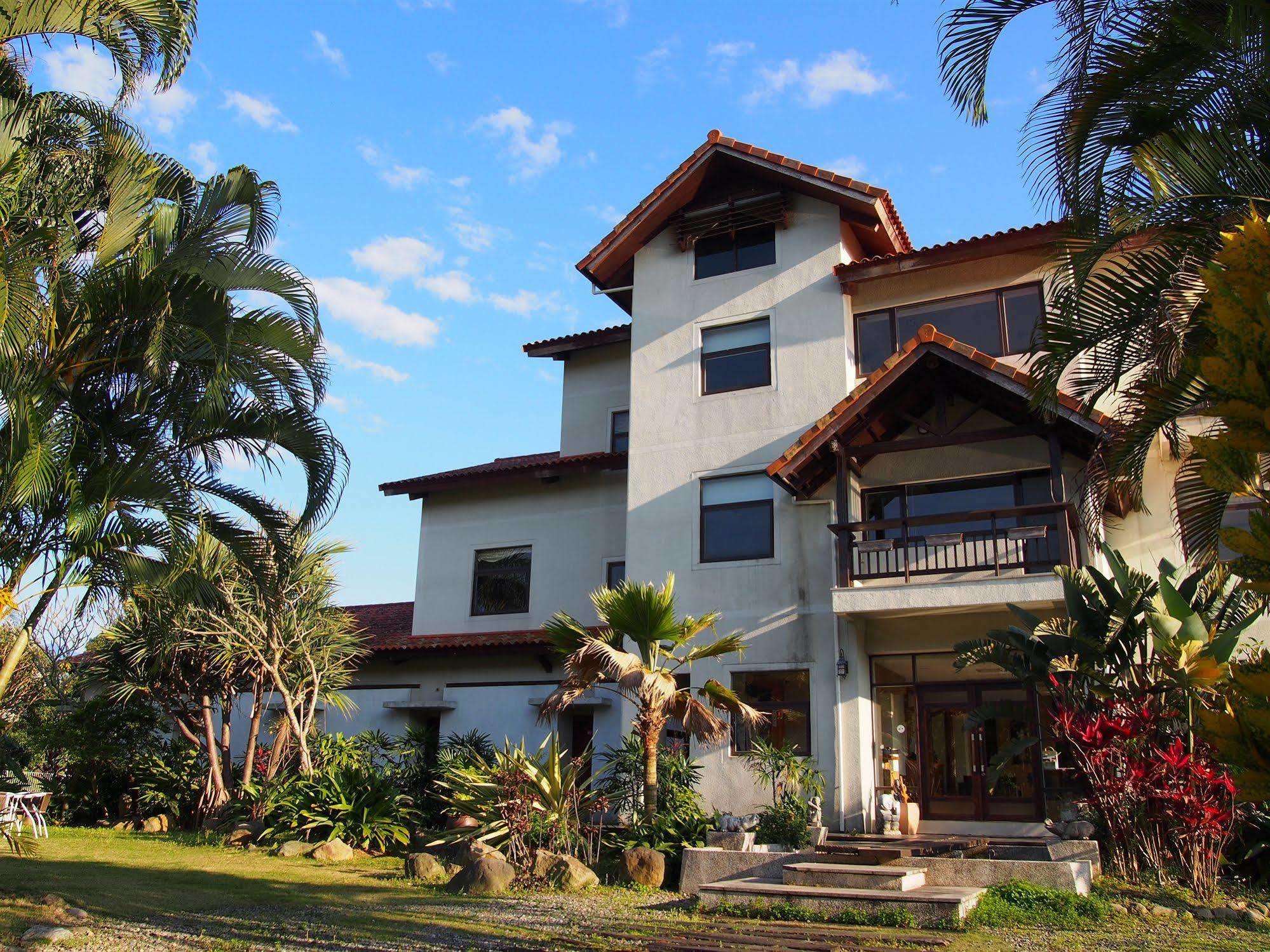 Palm Villa Guesthouse Nantou Exterior foto